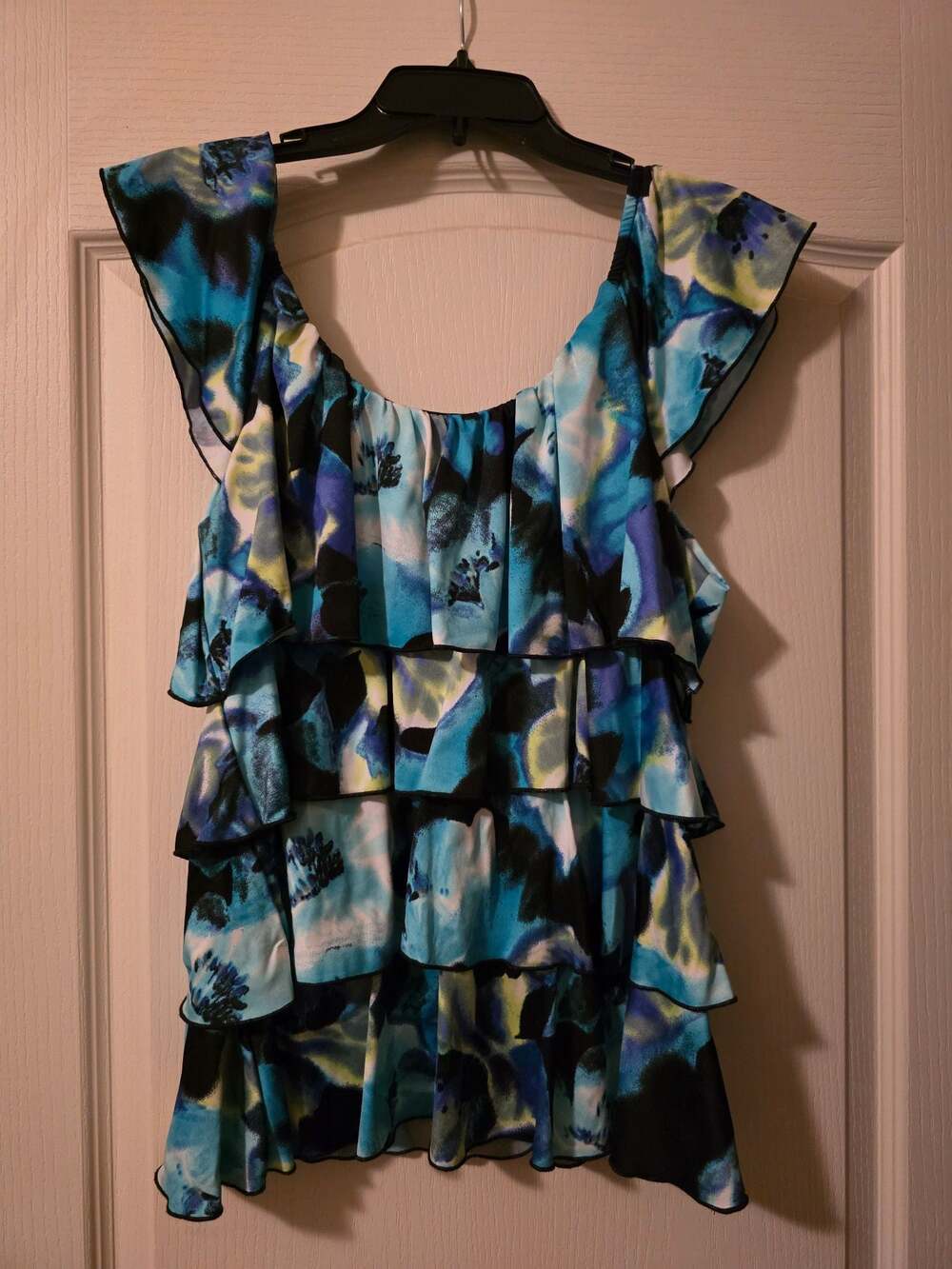 Cato Women's Blue Multi Floral Print Tiered Ruffle Sleeveless Top Large